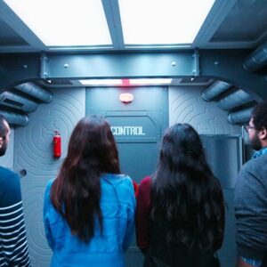 Escape Room Game for Three People with Hint Hunt