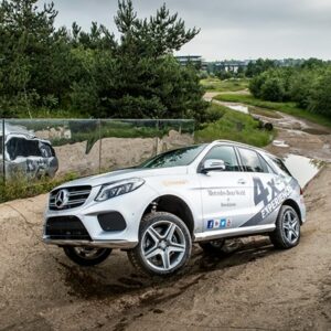 Mercedes-Benz World 4x4 Pro-Driver Experience