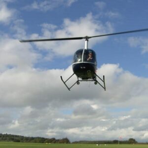 25 Minute Helicopter Ride Over London for One