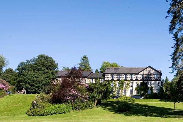 One Night Spa Escape with Two Treatments and Dinner for Two at Lake Country House