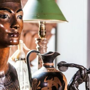 Online Collecting Antiques Course in a Virtual Classroom for One