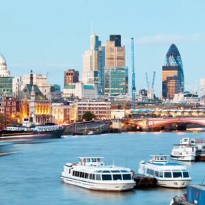 Westminster Sightseeing Cruise on the Thames for Family of Five – Return Trip